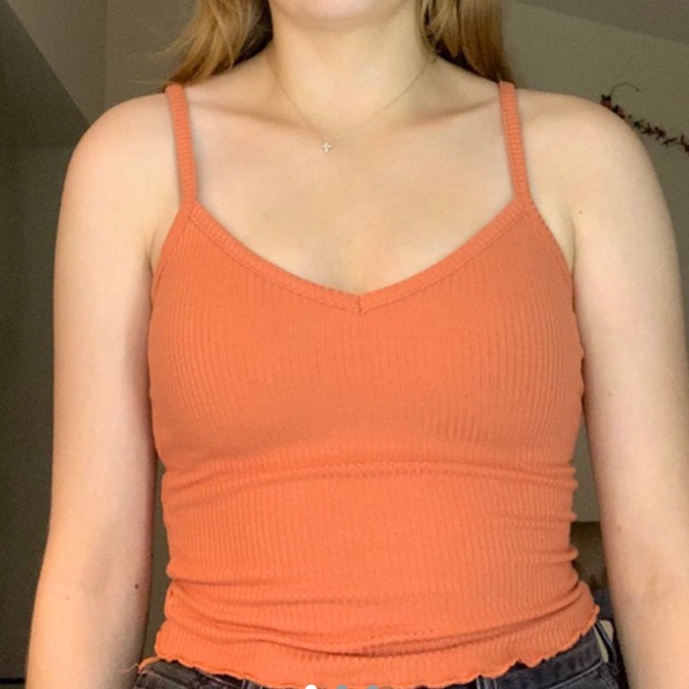 orange tank top